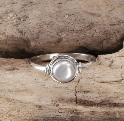 Fingerring med perle