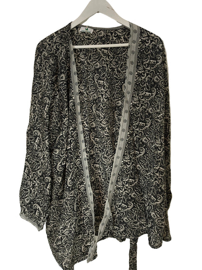 Avani Kimono India Grey